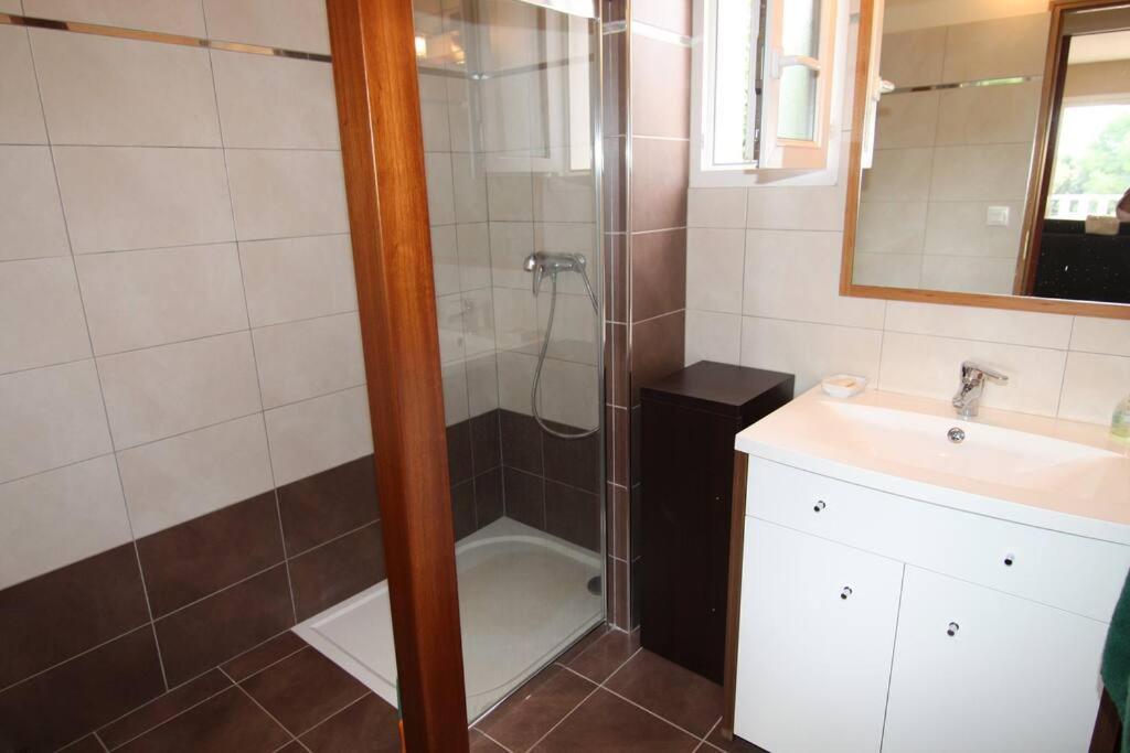 Grande Villa Neuve Avec Piscine Pres Mer Et Sete Balaruc-les-Bains Zewnętrze zdjęcie